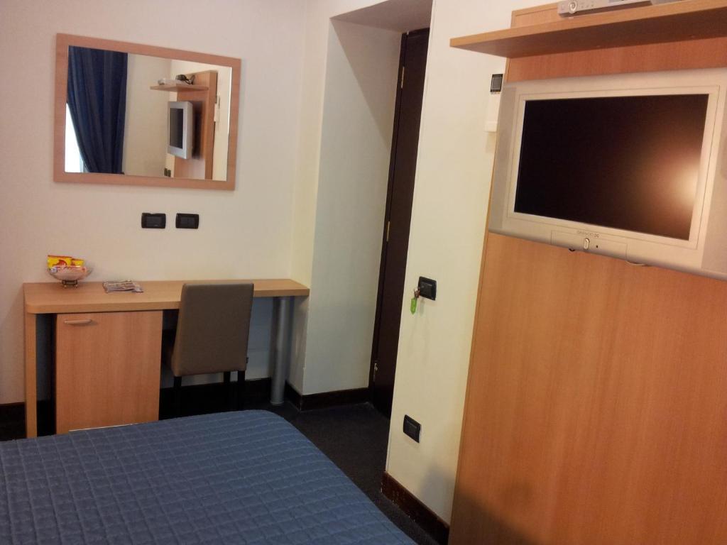 Residenza Cola Di Rienzo - Suite In Roma Habitación foto